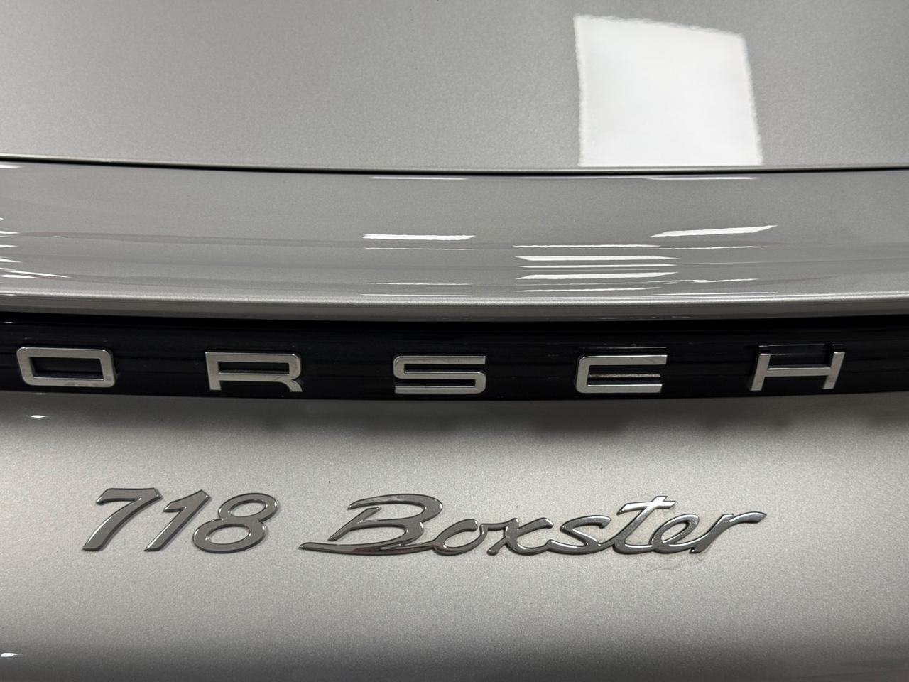 Porsche 718 Spyder Boxster 2.0