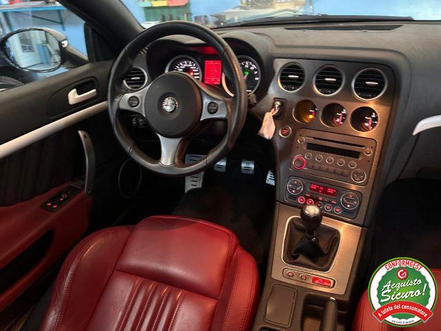 ALFA ROMEO Spider 1750 TBi