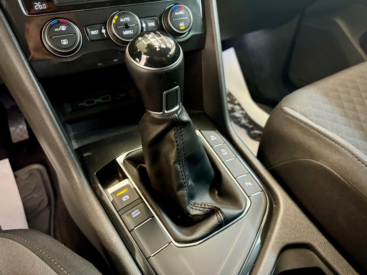 Volkswagen Tiguan R-Line - Sport - SOLO 70.000 KM