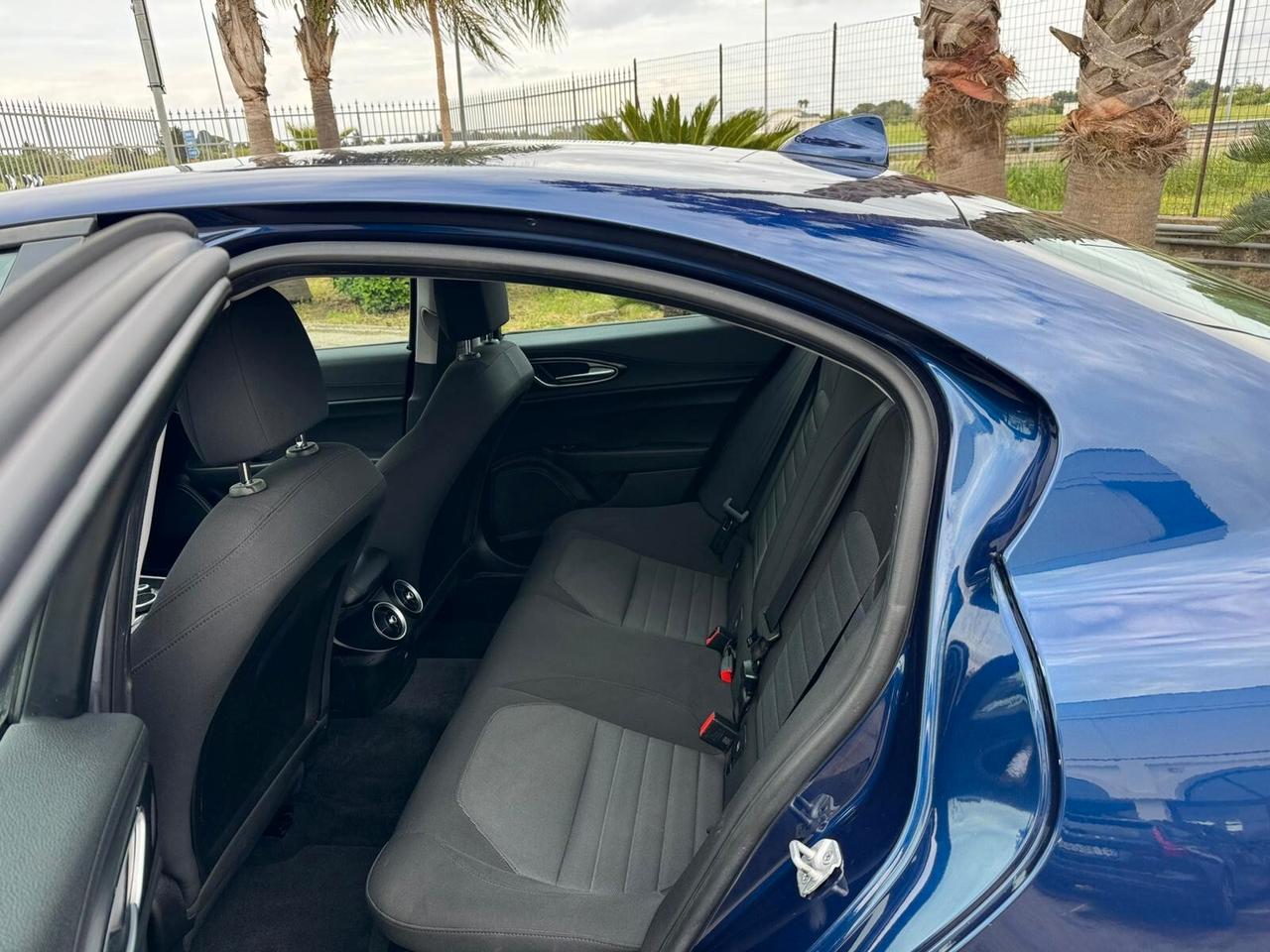 Alfa Romeo Giulia 2.2 Turbodiesel 150 CV AT8