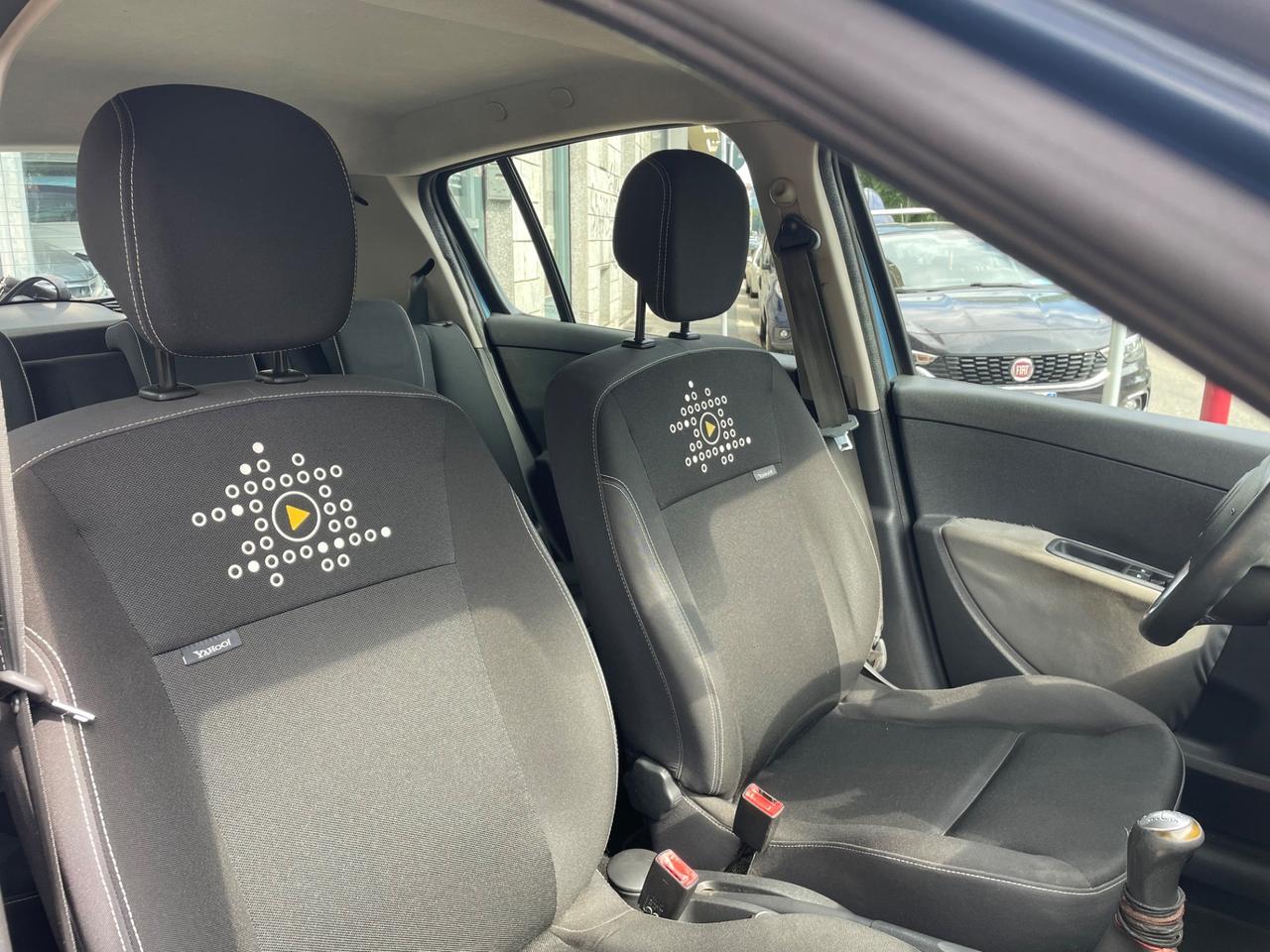 Renault Clio 1.2 16V 5 porte/1PROP/GARANZIA 12 MESI