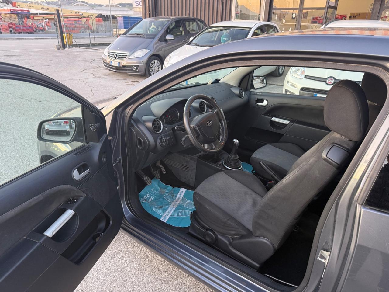 Ford Fiesta 1.2 82CV 3 porte Titanium