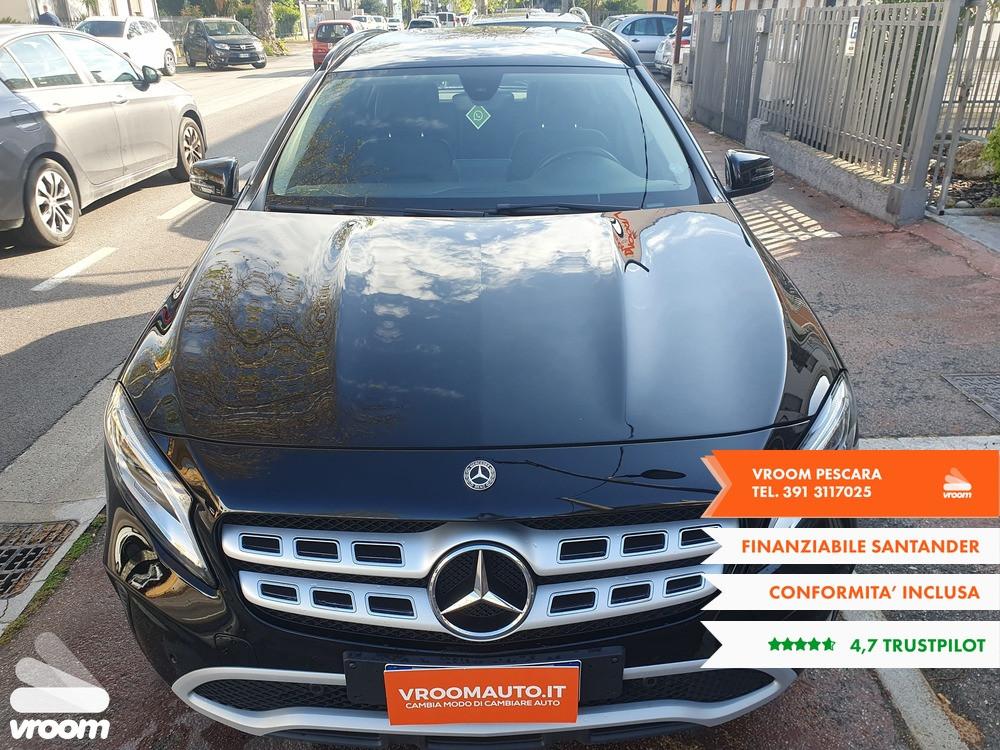 MERCEDES GLA 180 PREMIUM