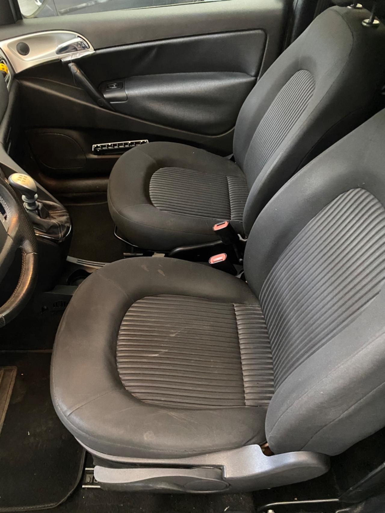 Lancia Ypsilon 1.2 Versus
