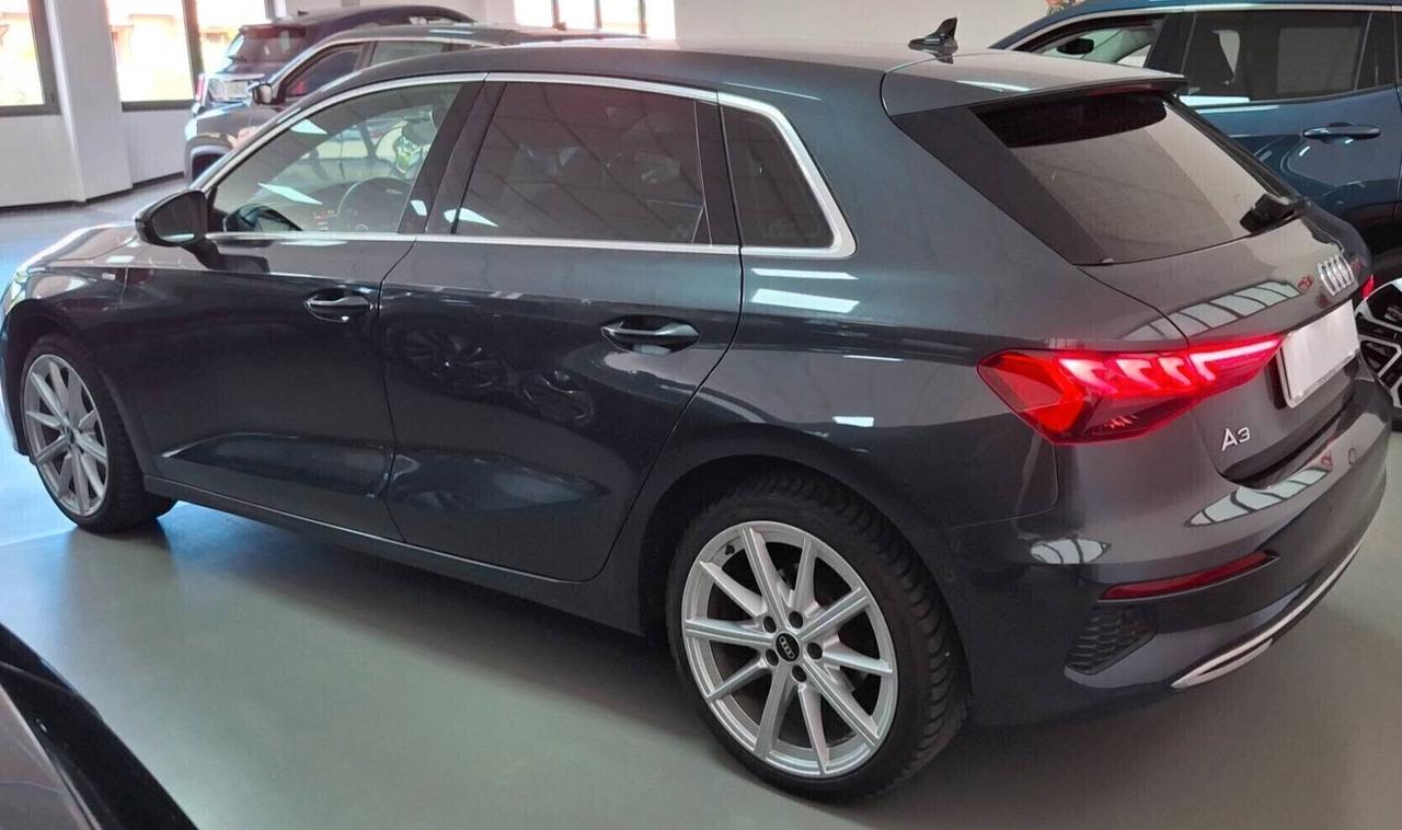 Audi A3 SPB 35 TFSI S line edition Fari full led