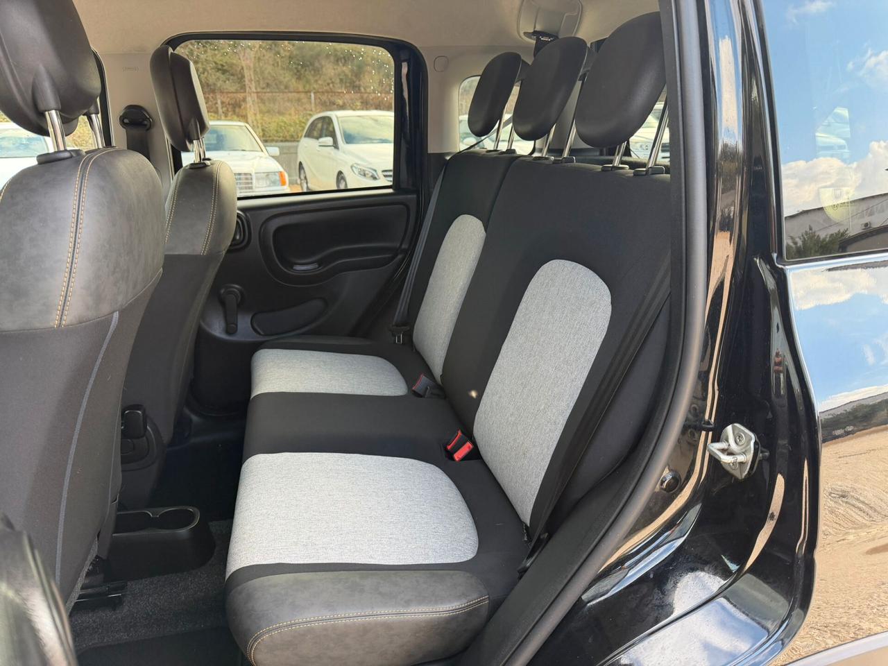 Fiat Panda 1.0 FireFly S&S Hybrid City Cross