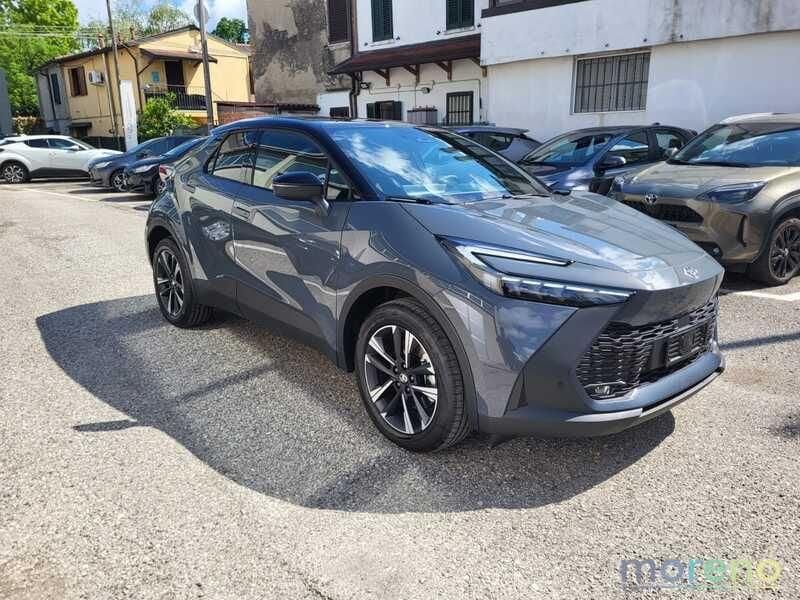 Toyota C-HR 2.0 phev Trend fwd e-cvt