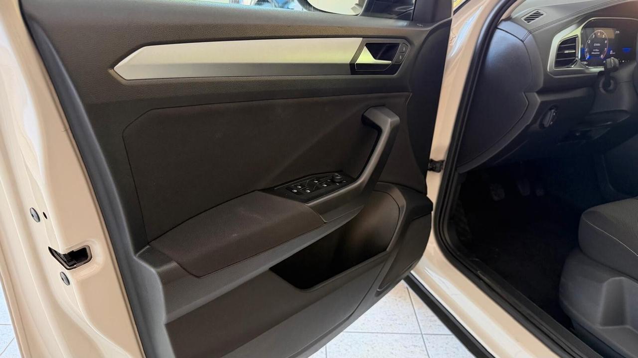 Volkswagen T-Roc 1.0 TSI Life