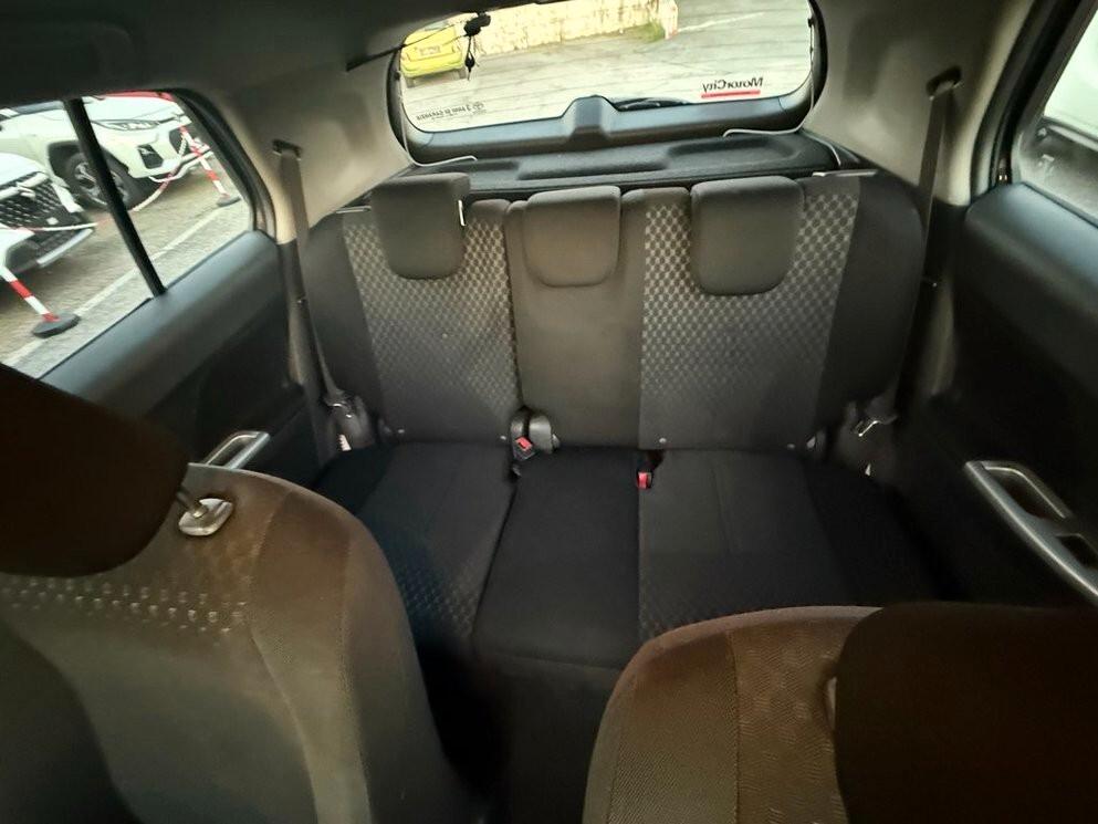 Toyota Urban Cruiser 1.4 D-4D AWD Sol