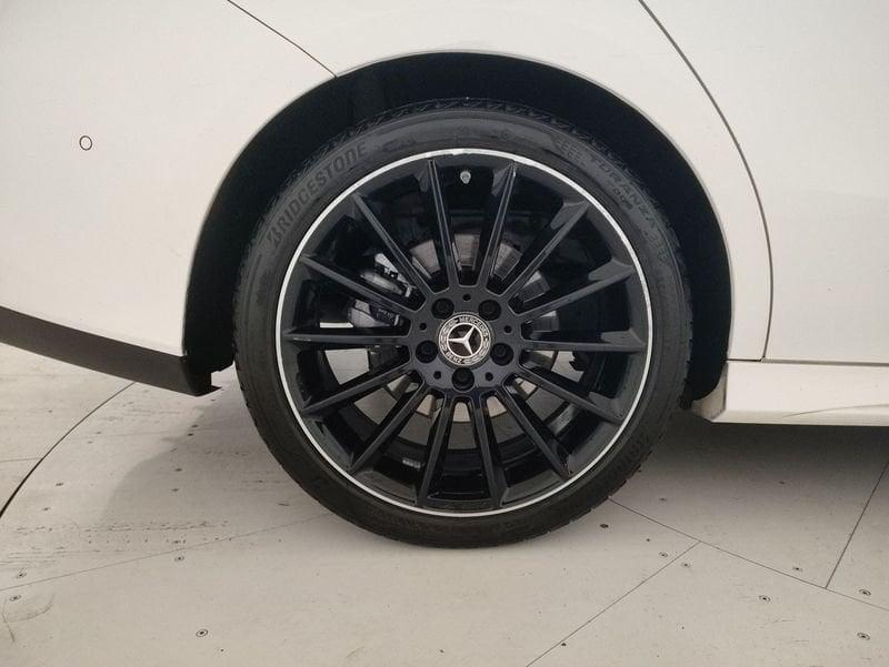 Mercedes-Benz CLA Coupé CLA Coupe 200 d Premium auto