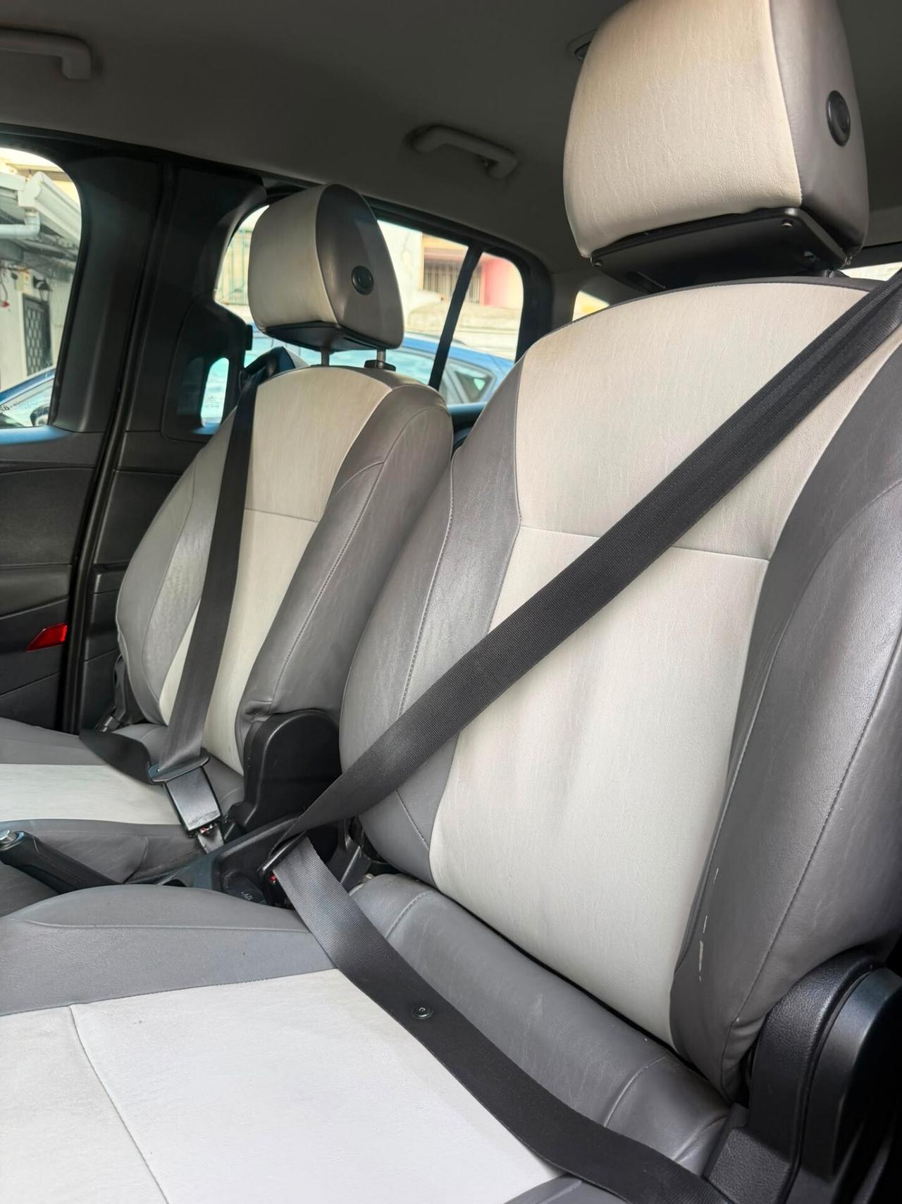 Ford B-Max 1.5 TDCi 75 CV Business