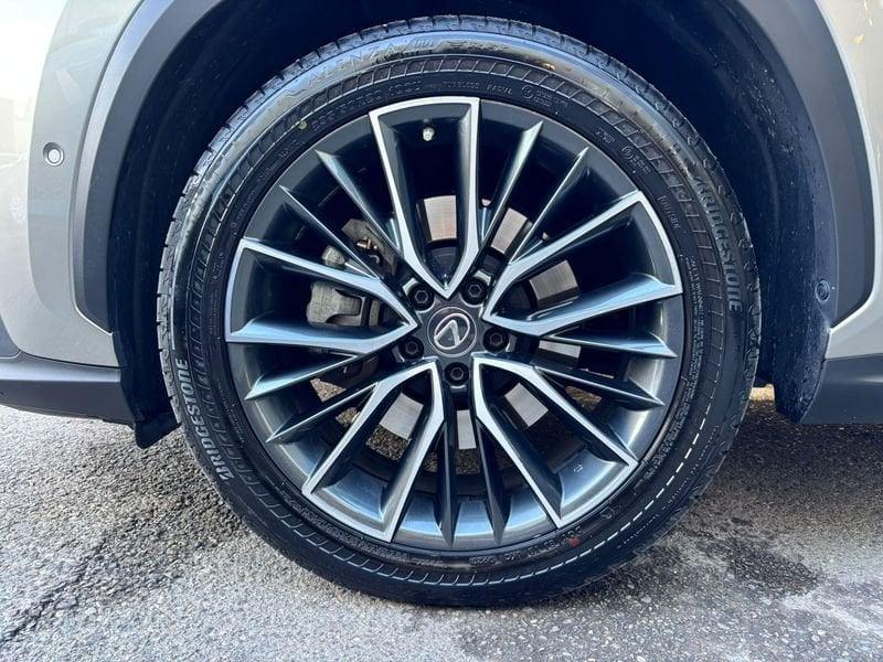 Lexus NX NX 450h+ 2.5 phev Luxury 4wd 309cv e-cvt