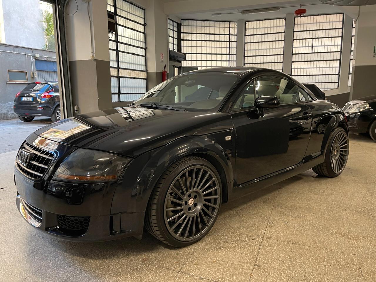 Audi TT Coupé 3.2 V6 quattro