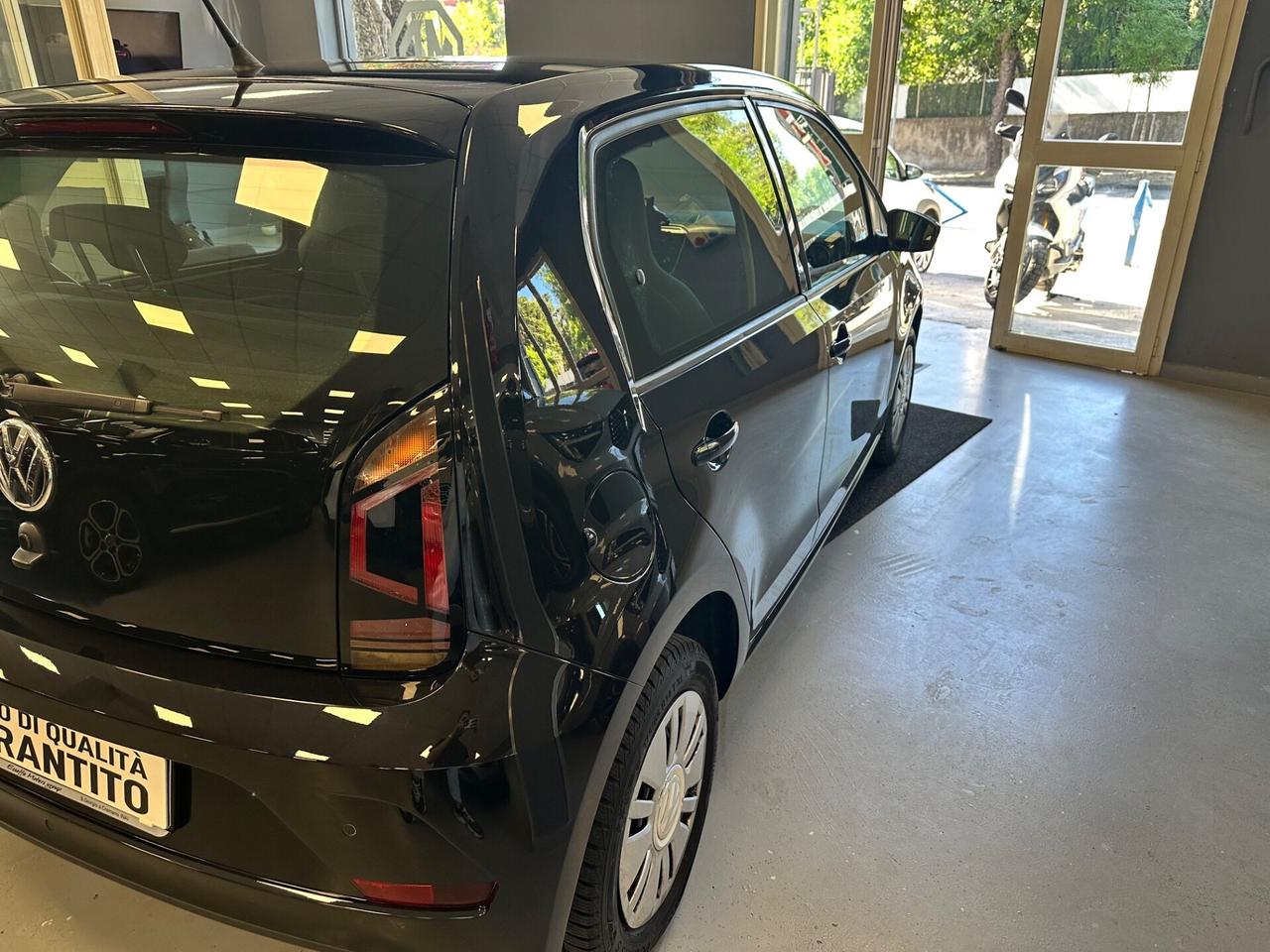 Volkswagen up! 1.0 60 CV 5p. move