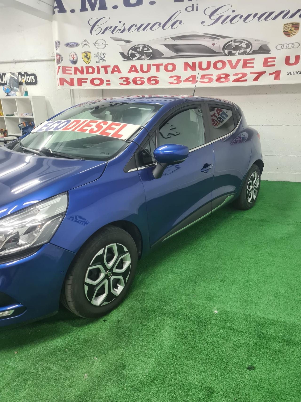 Renault Clio dCi 8V 75 CV 5 porte Moschino Intens