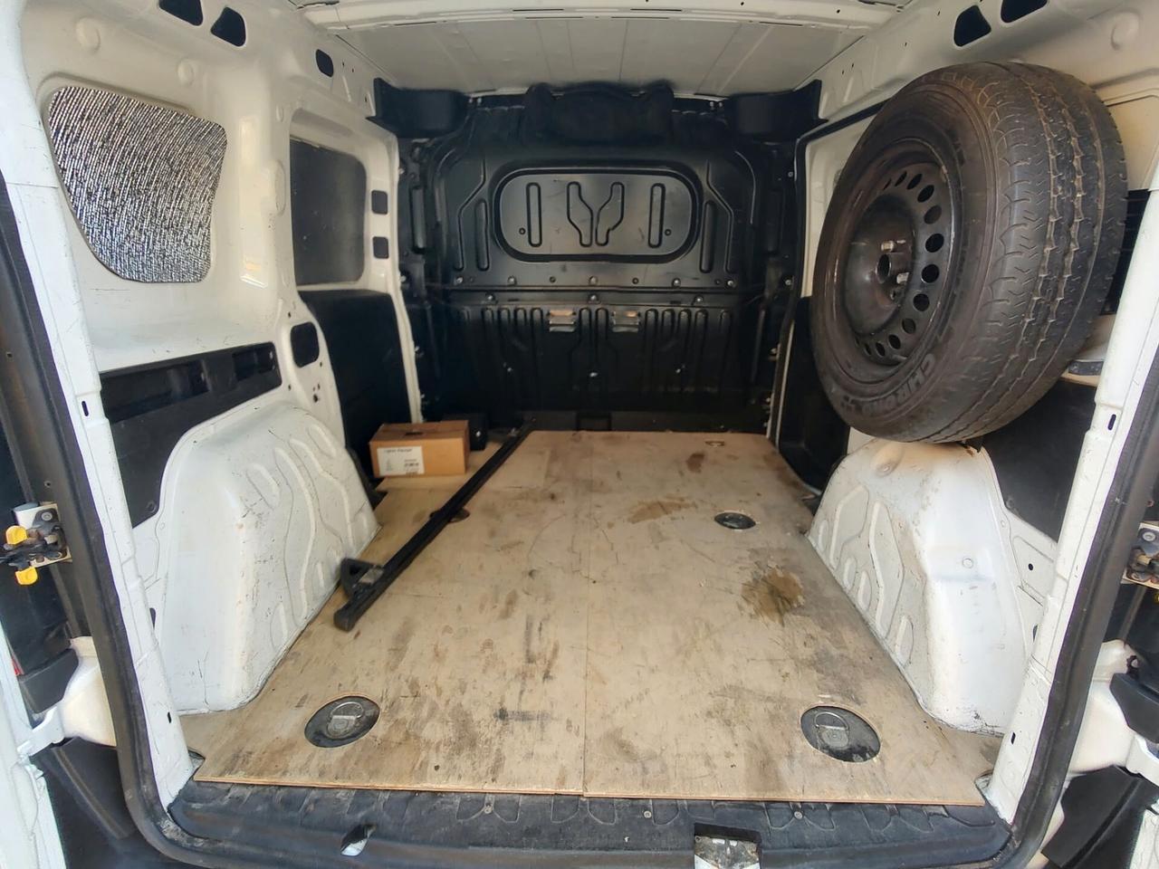 Fiat Doblo Doblò 1.4 T-Jet Natural Power PC-TN Cargo , BENZINA\METANO, OK NEOPATENTATI
