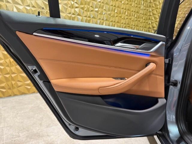 Bmw 530 Serie 5 Touring 530d xdrive Luxury 265cv Auto