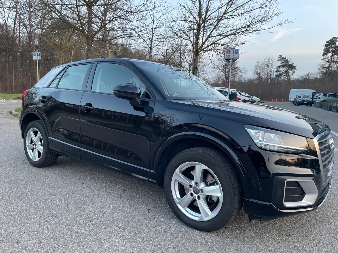 Audi Q2 1.6 TDI*Automatik*Cerchi*Solo 1280000km