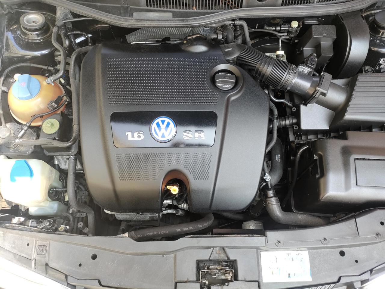 Volkswagen Golf 1.6 16V 5p. aut. Highline