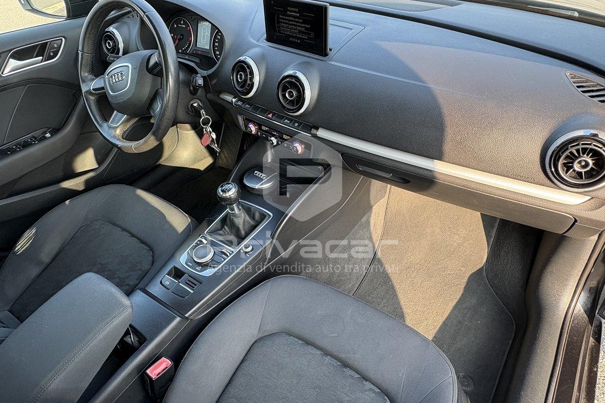AUDI A3 SPB 2.0 TDI Attraction