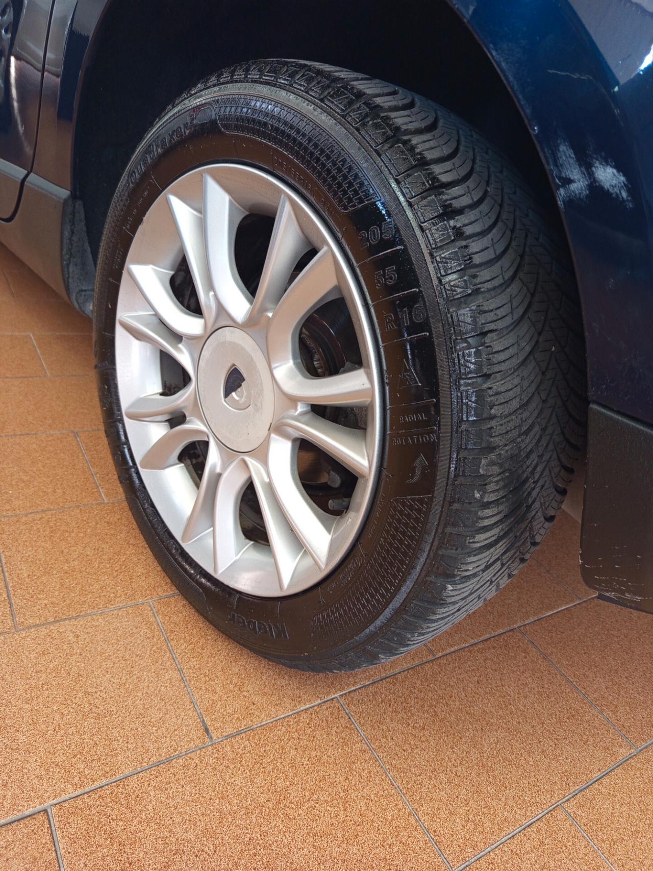 Lancia Delta 1.6 MJT DPF Platino, 111 Mila chilometri ok neopatentati