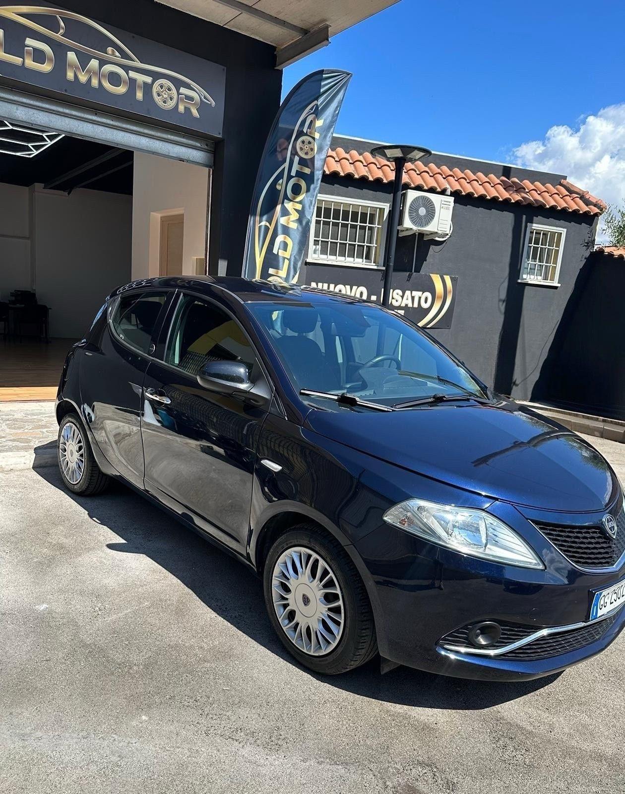 Lancia Ypsilon 1.2 69 CV 5 porte GPL Ecochic Gold