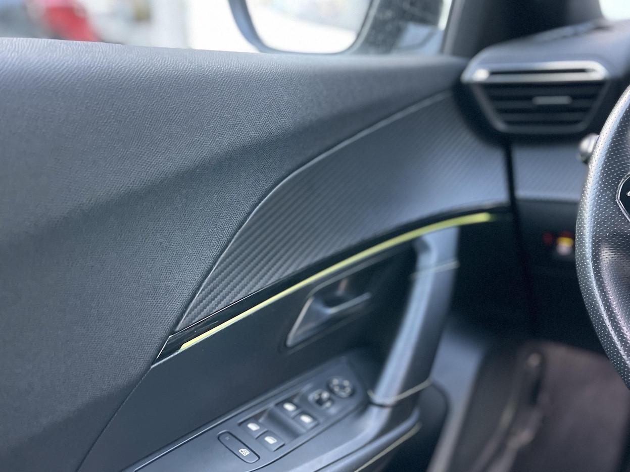 Peugeot 2008 1.2 Benzina 130CV E6 GT Line - 2020