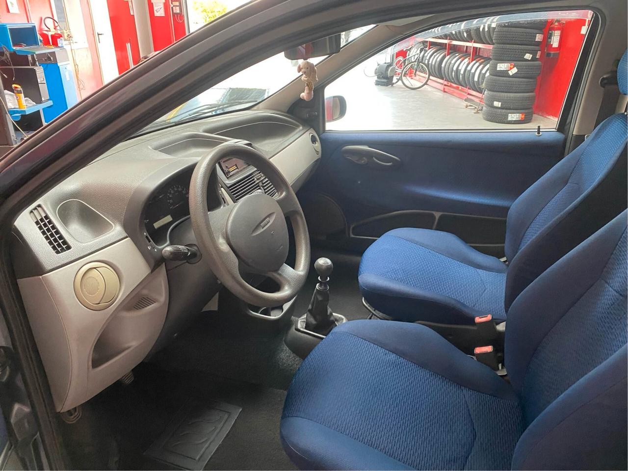 Fiat Punto 1.2i cat 3 porte