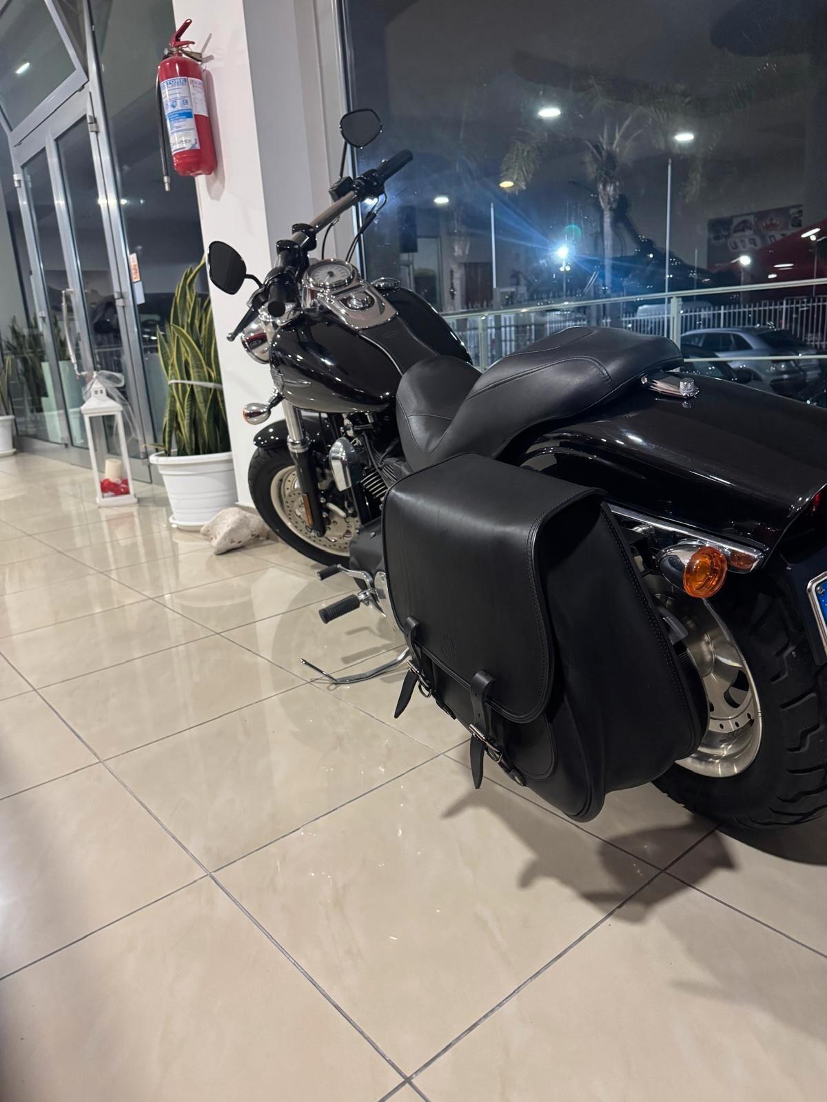 Harley-davidson FXDC Dyna Super Glide Custom