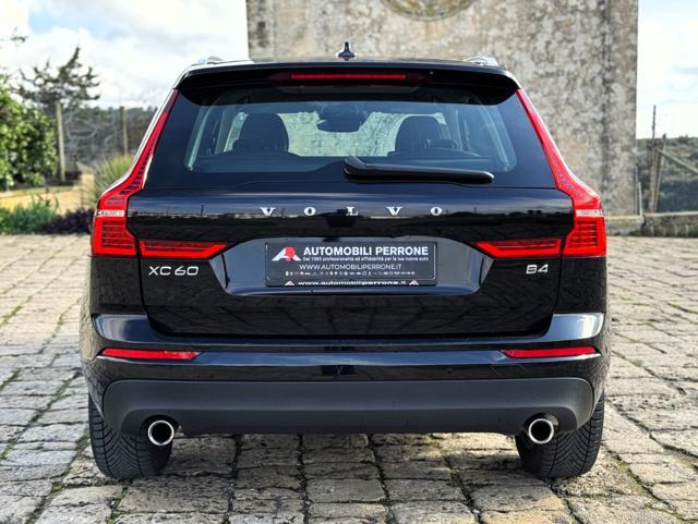 VOLVO XC60 B4 (d) 197cv Geartronic Momentum Pro