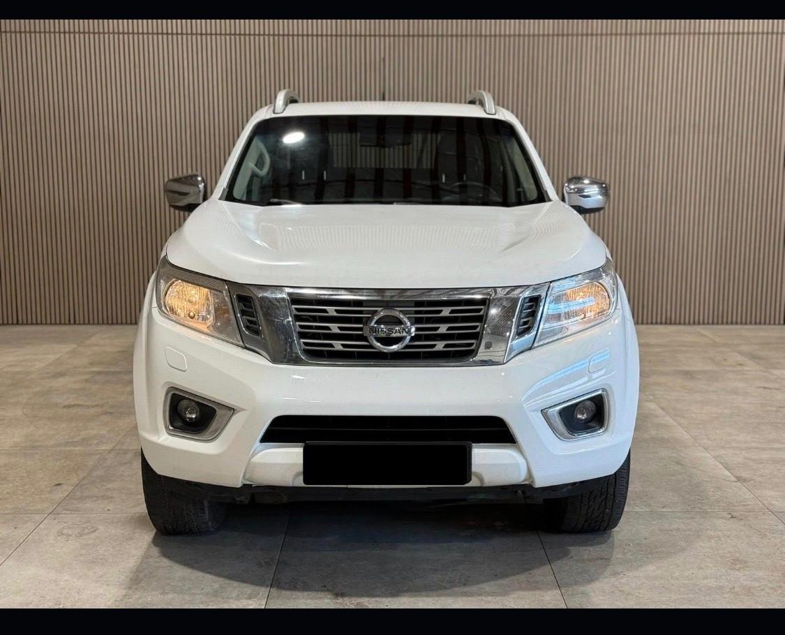Nissan Navara 2.3 dCi 190 CV 7AT 4WD Double Cab N-Connecta