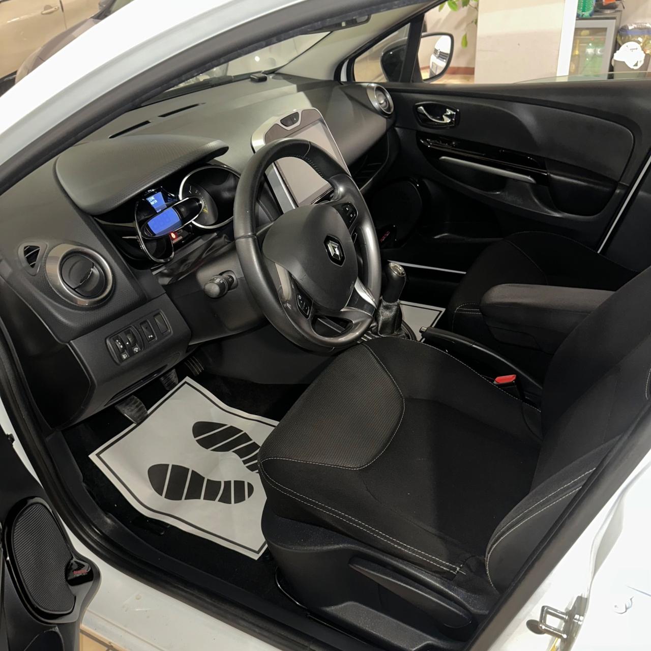 Renault Clio 0.9 TCe 12V 90CV 5 porte Costume National