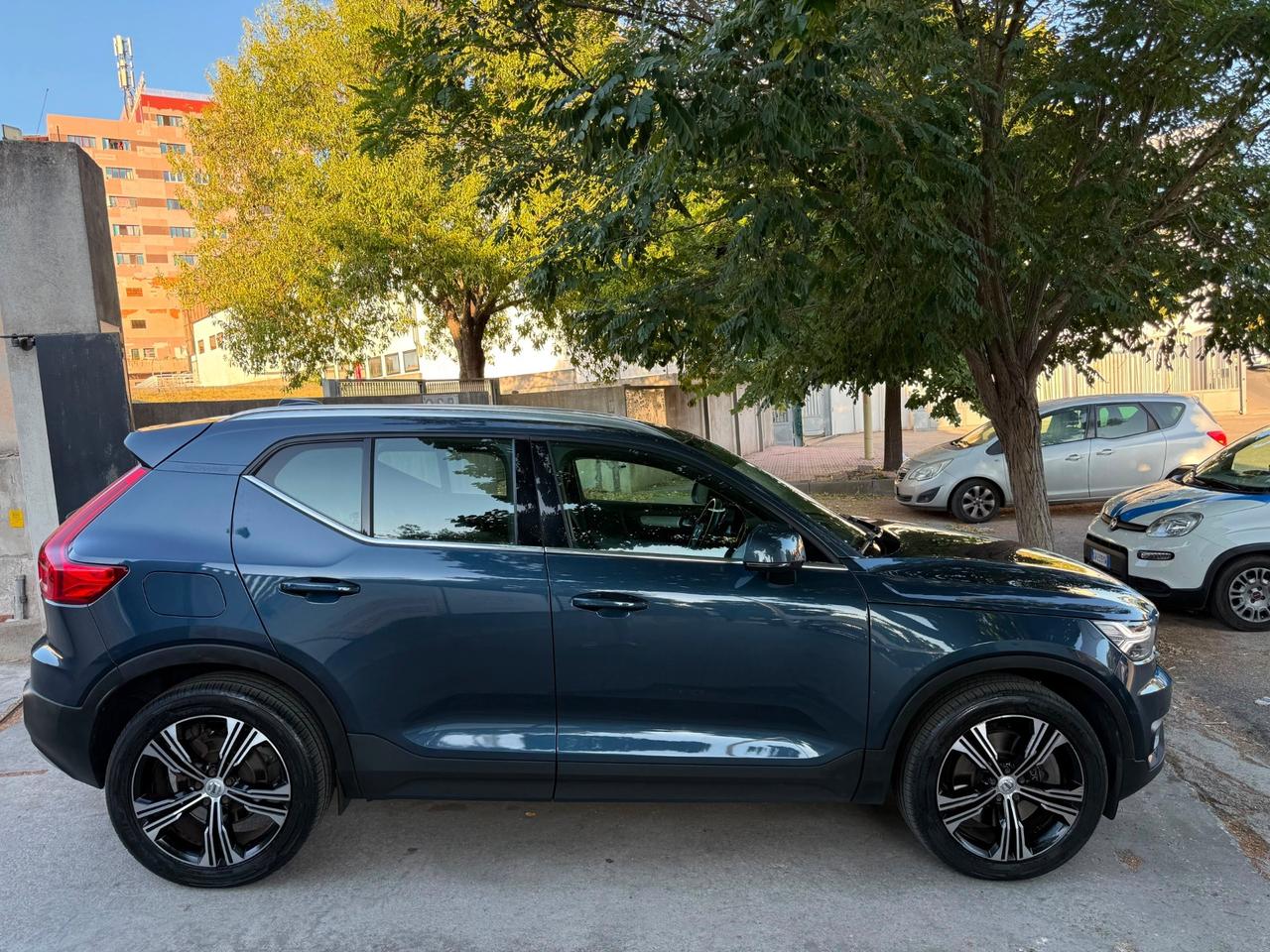 VOLVO XC40 km. 64.000! T5 Plug-in Hybrid