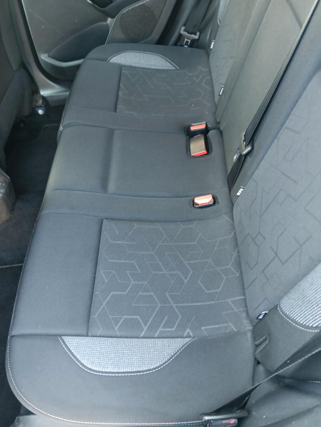 Peugeot 2008 Puretech active