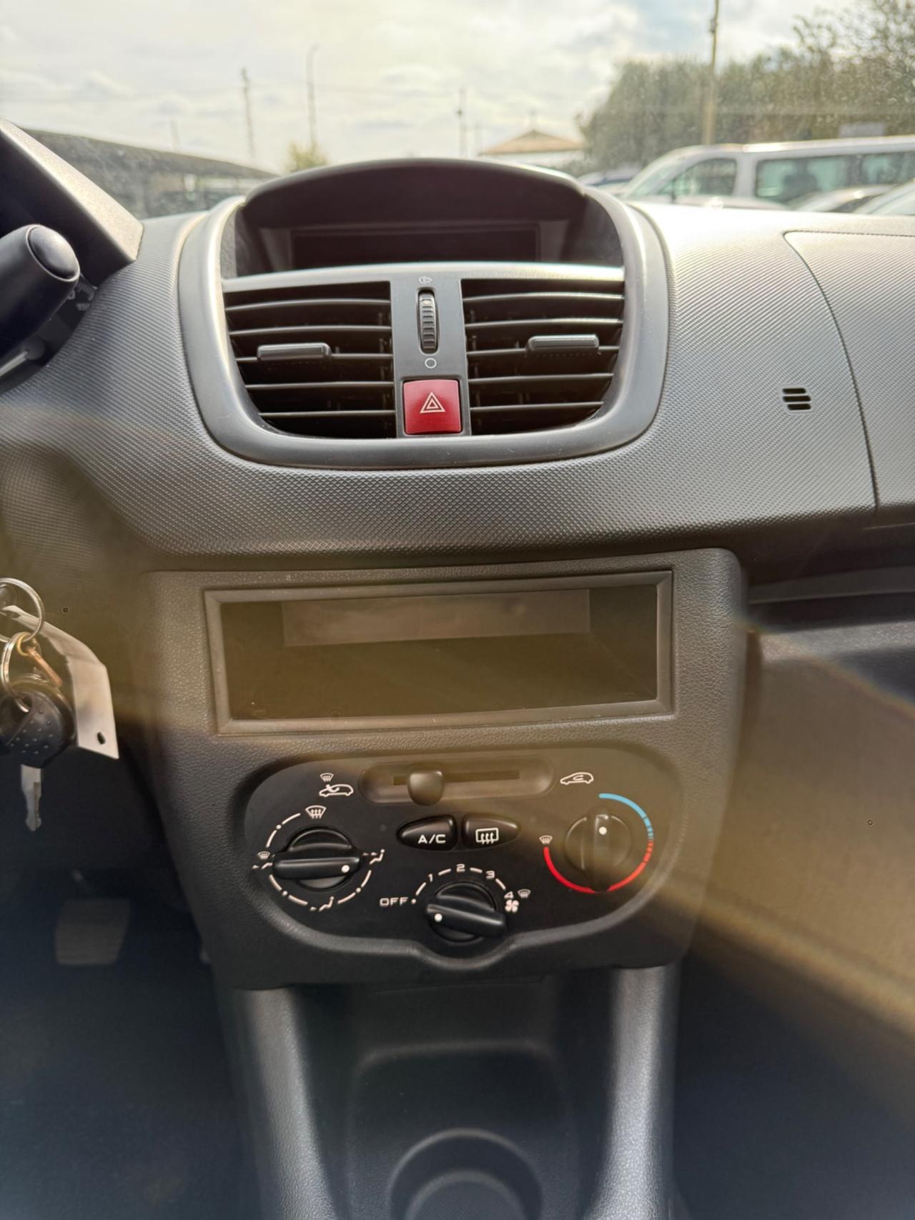 Peugeot 206 Plus 1.1 60CV 3p. X Line