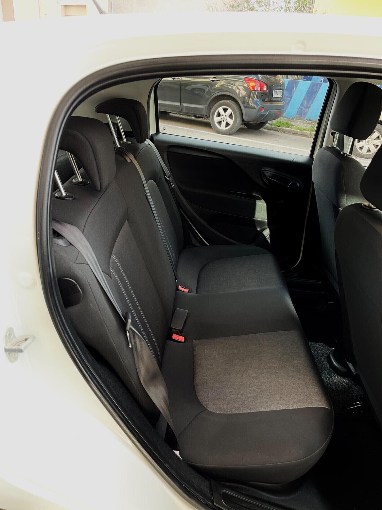 Fiat Punto 1.2 8V 5 porte Street