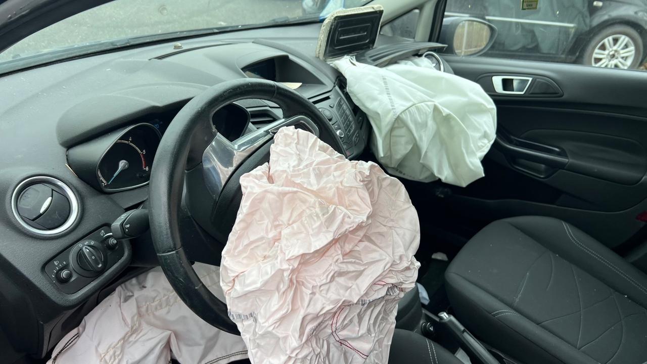 Ford Fiesta 1.5 TDCi 75CV 5 porte SINISTRATA