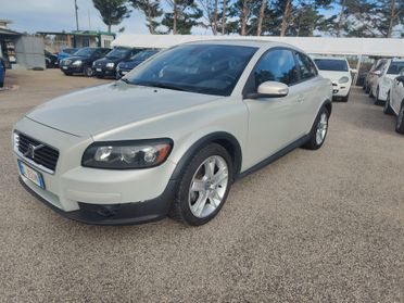 Volvo C30 1.6d momentum