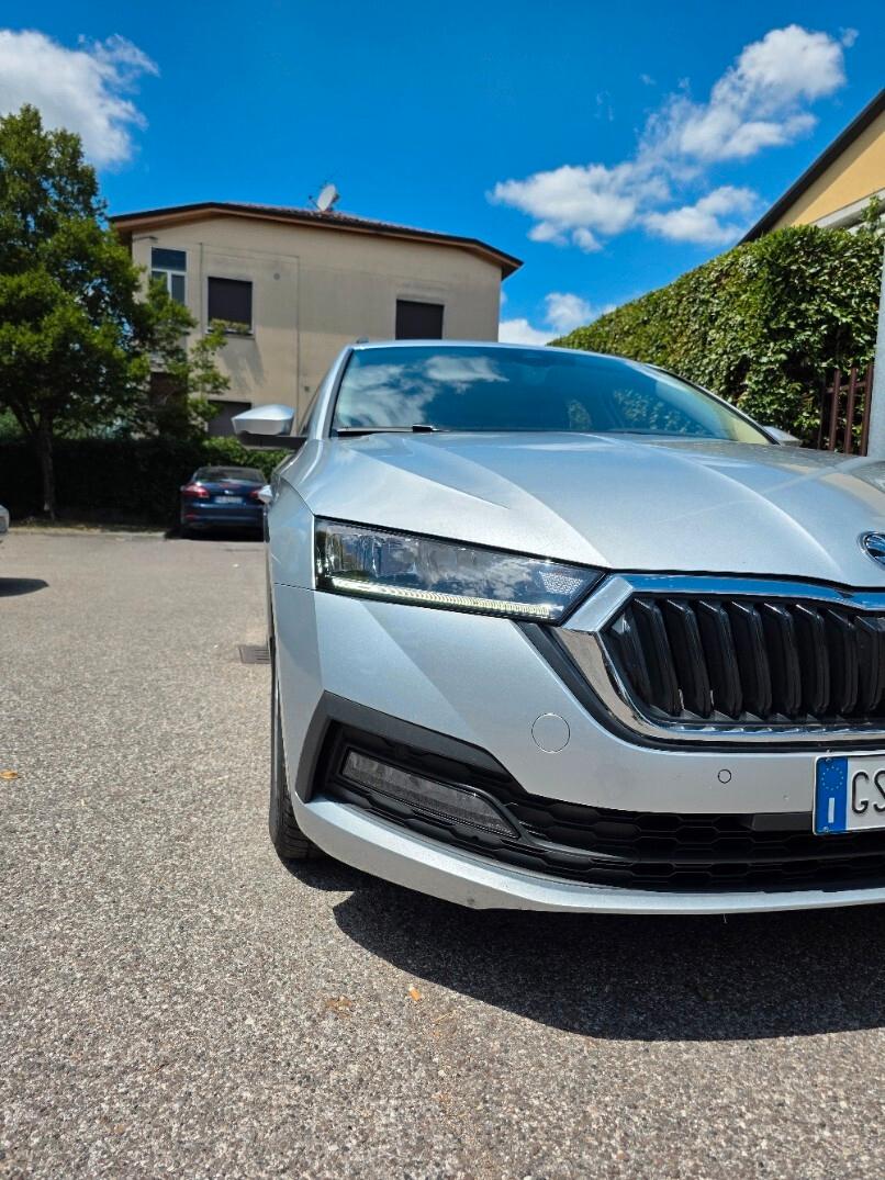 Skoda Octavia 2.0 TDI EVO SCR 150 CV DSG Wagon Executive