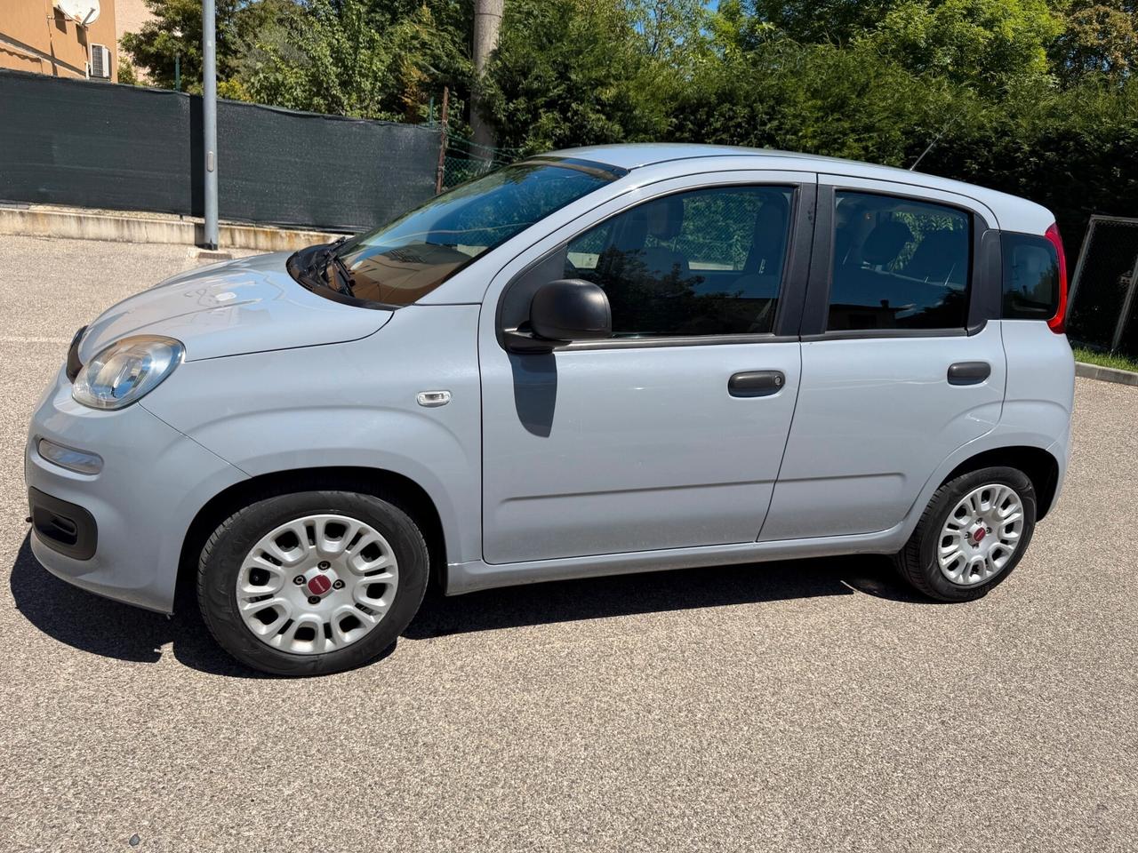 Fiat Panda 1.0 - NEOPATENTATI - 12 MESI DI GARANZIA -