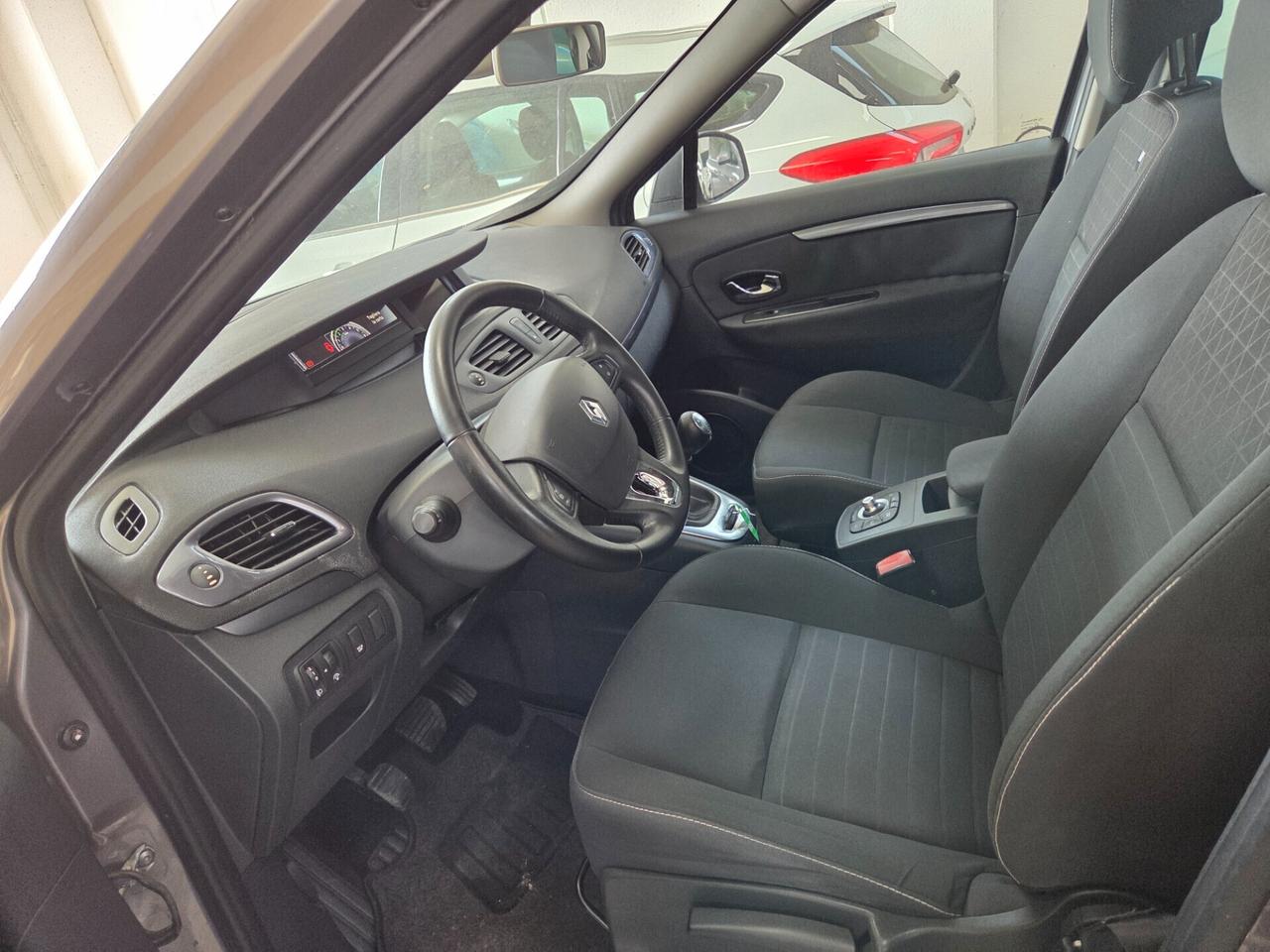 Renault Scenic Scénic XMod 1.5 dCi 95CV Limited