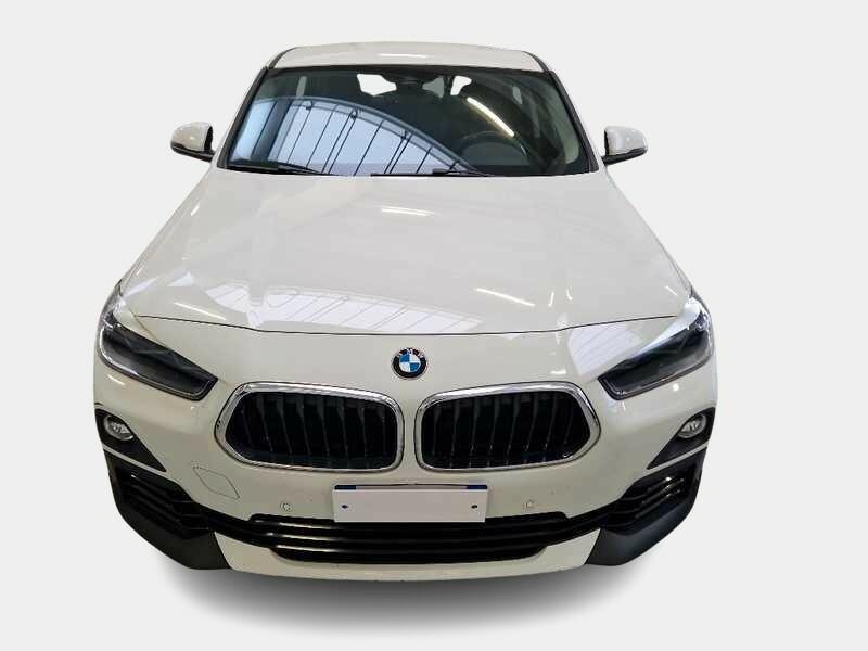 BMW X2 sDrive 18d Business X Autom.