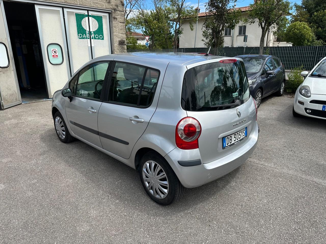 Renault Modus 1.4 16V Confort 5p. - 2006 - Neopatentati