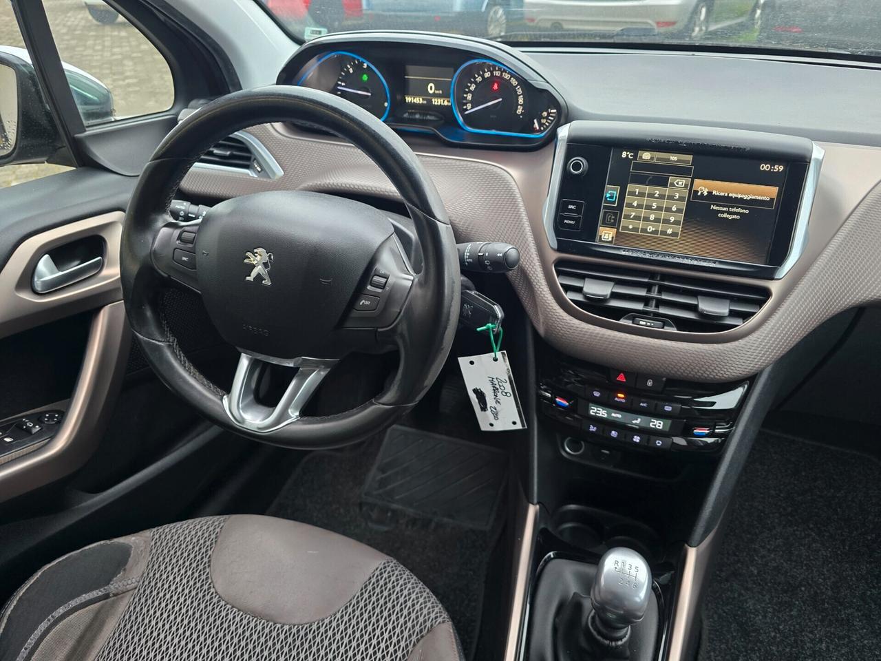 Peugeot 2008 BlueHDi 120 Allure