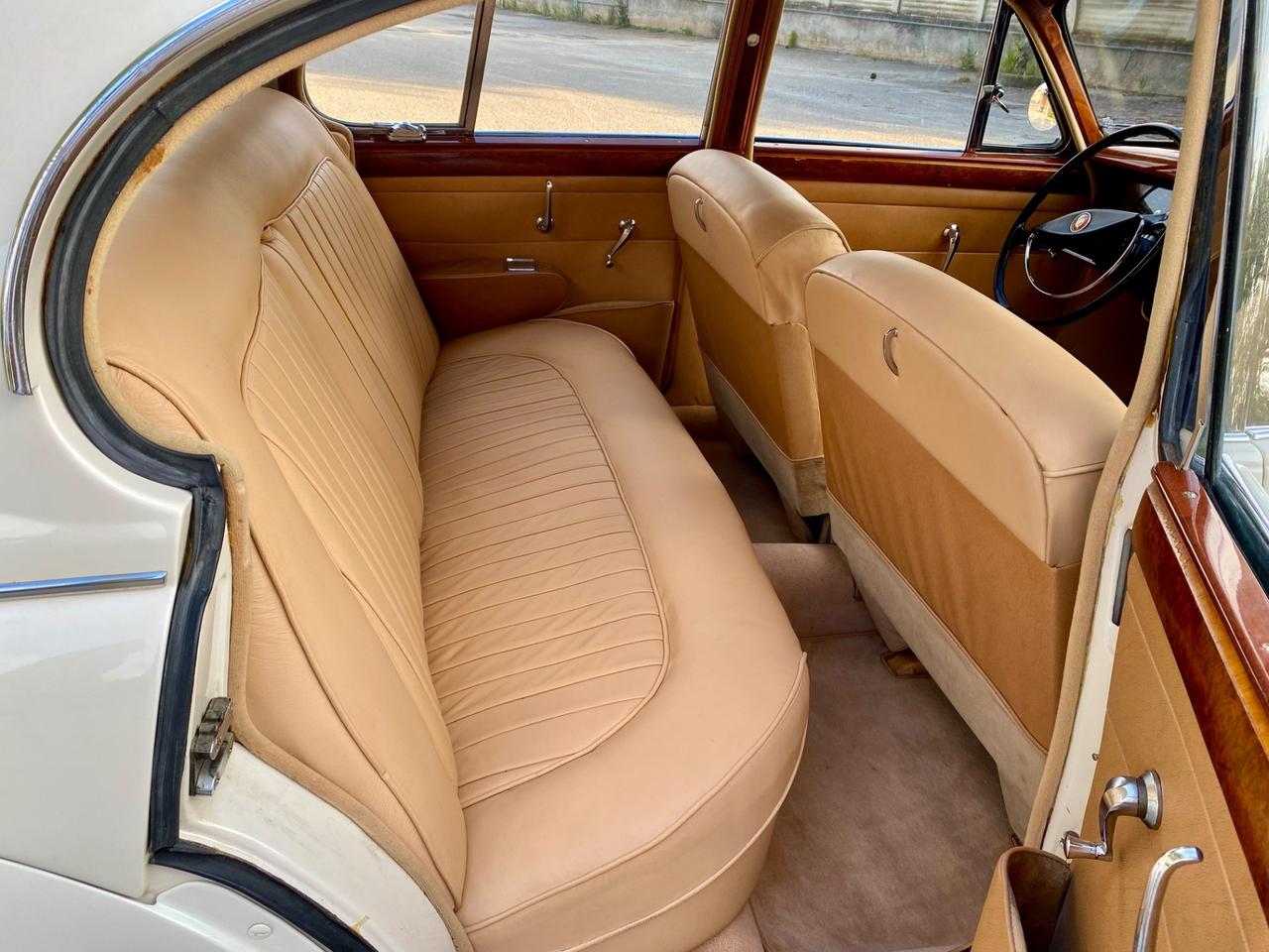 Jaguar MK II JAGUAR MK2 3.8 Litri CAMBIO MANUALE