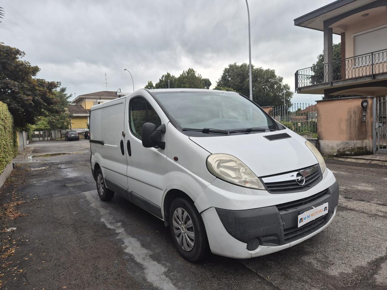 Opel Vivaro 29 2.0 CDTI 120CV PC-TA Furgone Easytronic