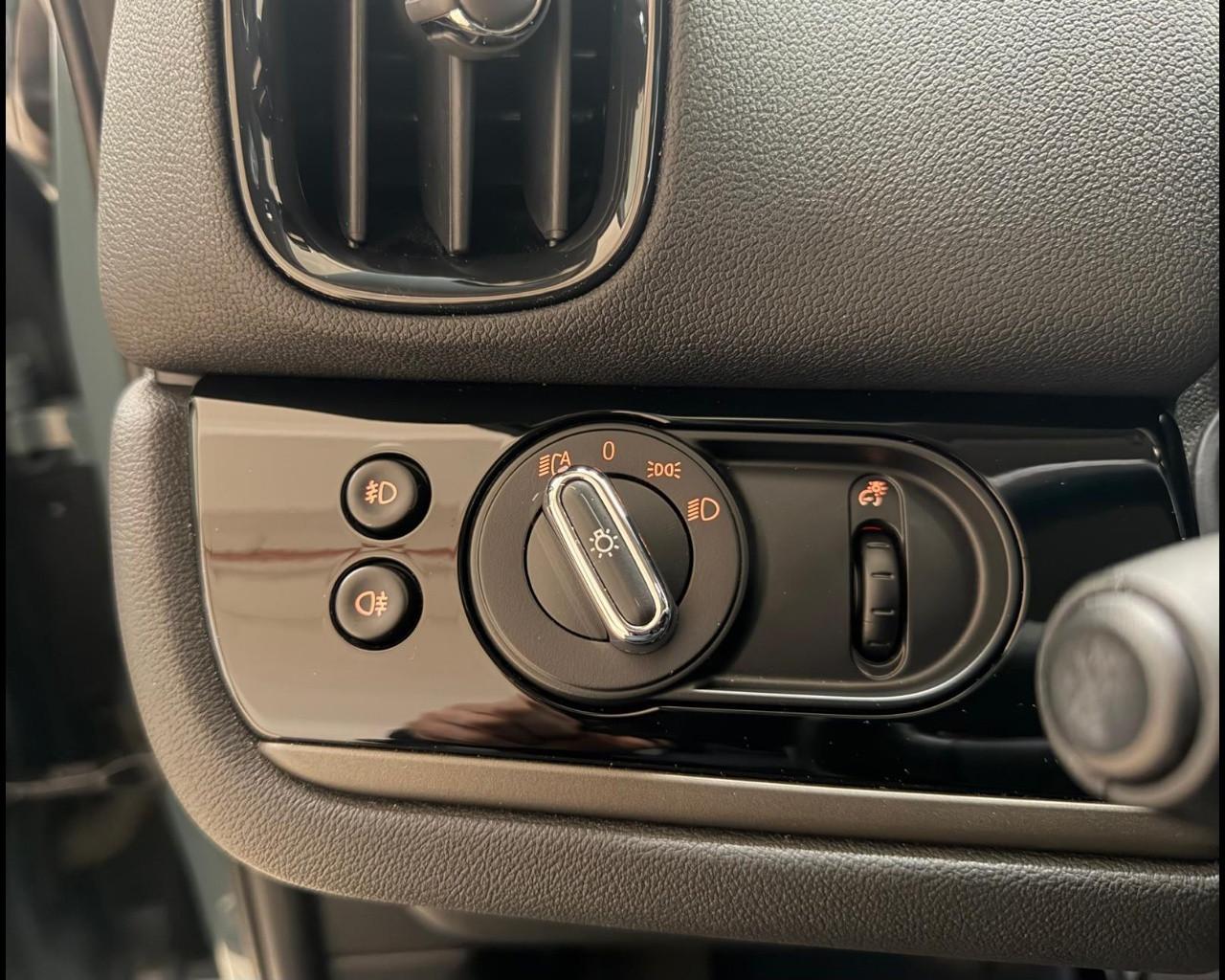 MINI Mini Countrym.(F60) - Mini 2.0 Cooper D Northwood Edition Countryman