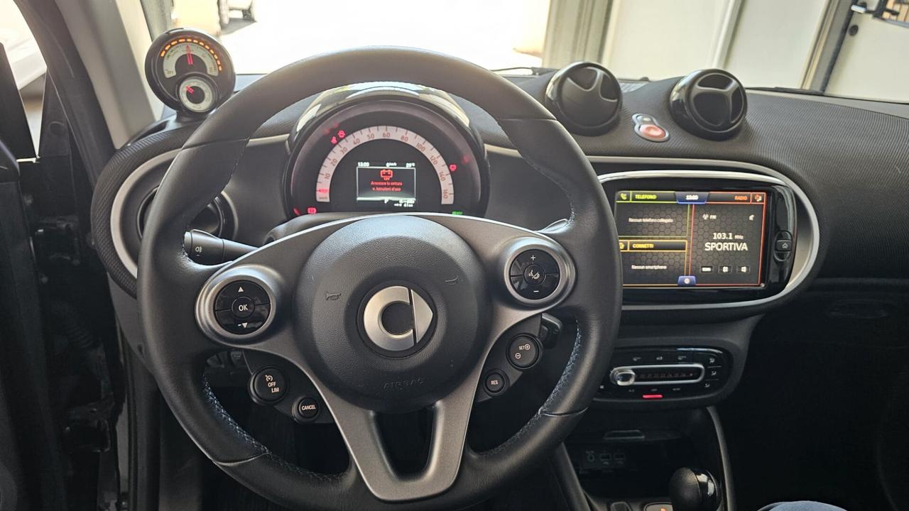 Smart fortwo EQ Racingreen 41 kw