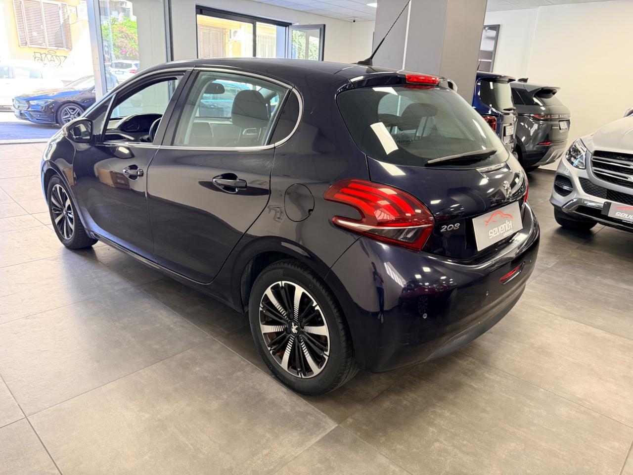Peugeot 208 BlueHDi 100 5 porte Allure