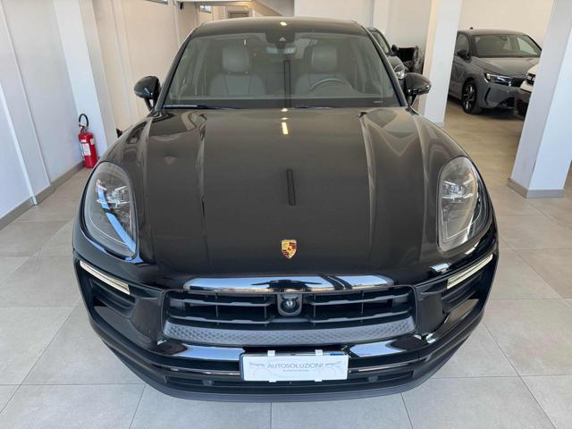 PORSCHE Macan 2.0